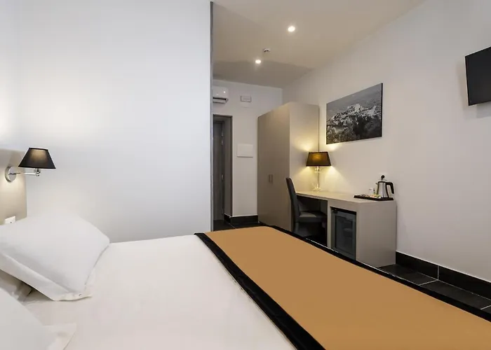 Dei Mille Hotel 3*