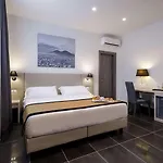 Hotel Dei Mille Neapel